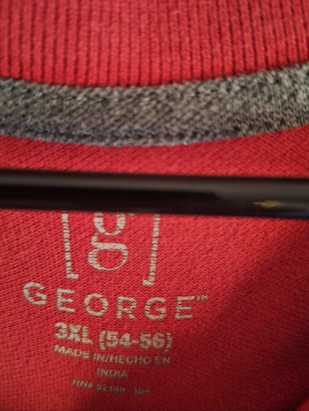 George Red Polo - Picture 2 of 3